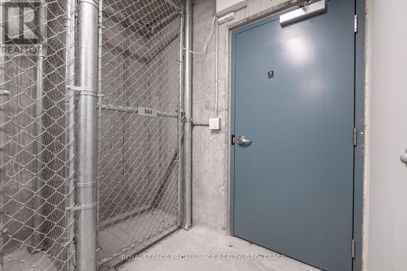 415 - 652 Princess Street, Kingston (Central City East), Ontario  K7L 1E5 - Photo 14 - X12777312