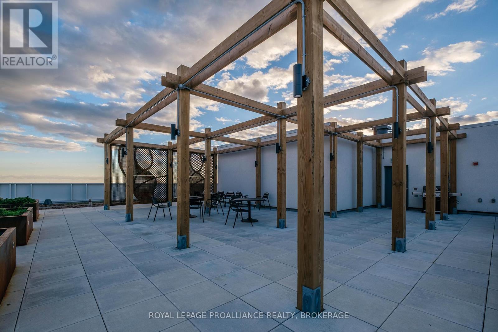 415 - 652 Princess Street, Kingston (Central City East), Ontario  K7L 1E5 - Photo 17 - X12777312