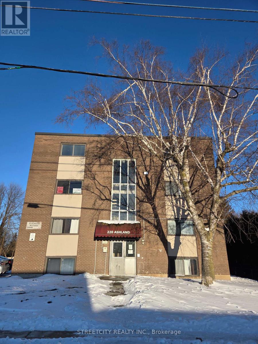 34 - 220 Ashland Avenue, London East, Ontario  N5W 4E4 - Photo 1 - X12777306