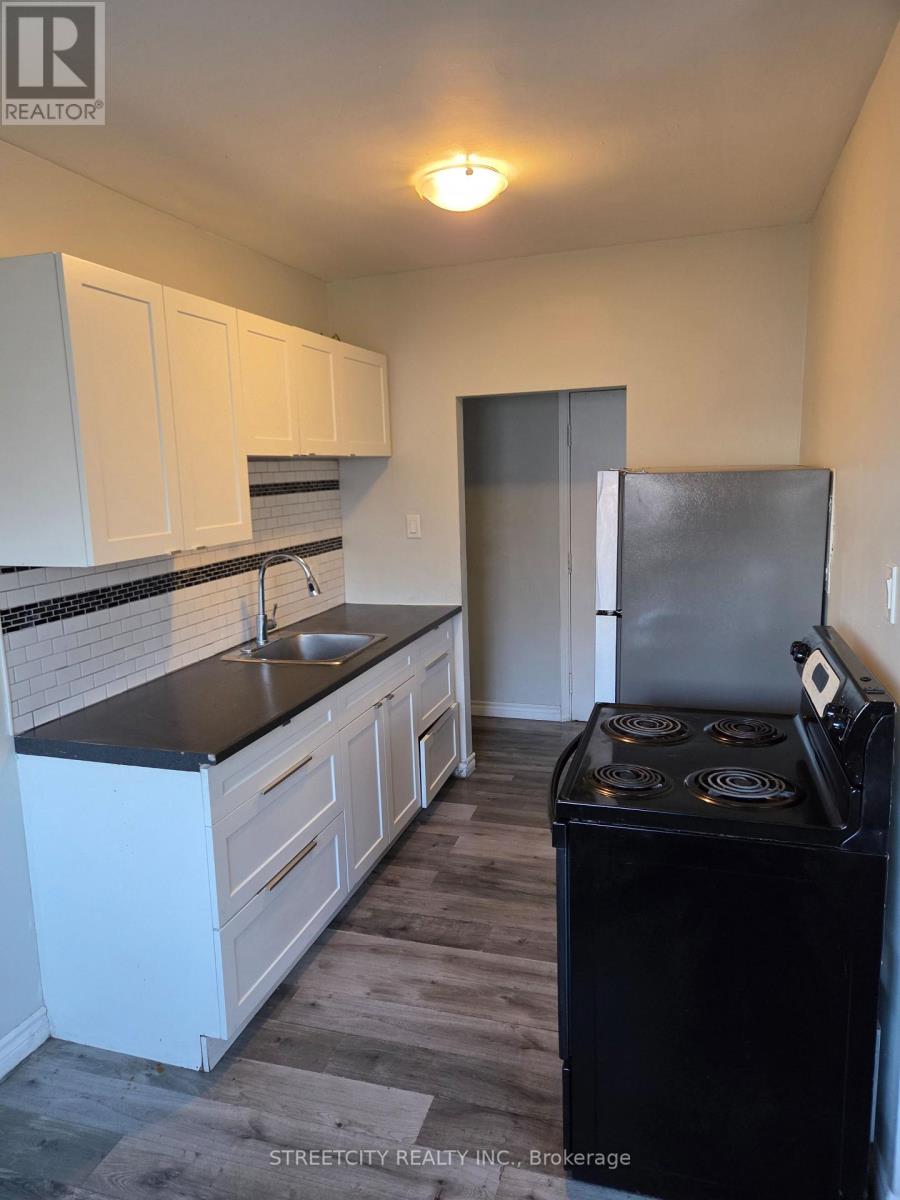 34 - 220 Ashland Avenue, London East, Ontario  N5W 4E4 - Photo 10 - X12777306