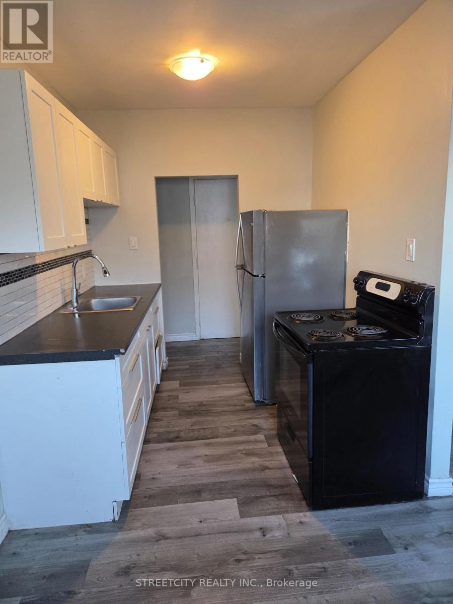 34 - 220 Ashland Avenue, London East, Ontario  N5W 4E4 - Photo 11 - X12777306