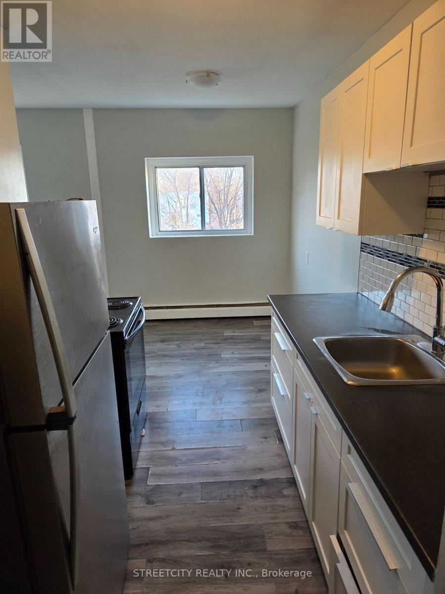 34 - 220 Ashland Avenue, London East, Ontario  N5W 4E4 - Photo 7 - X12777306