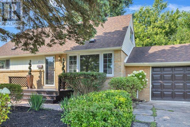 3711 Dandurand Boulevard, Windsor, Ontario  N9E 2G4 - Photo 1 - X12777412