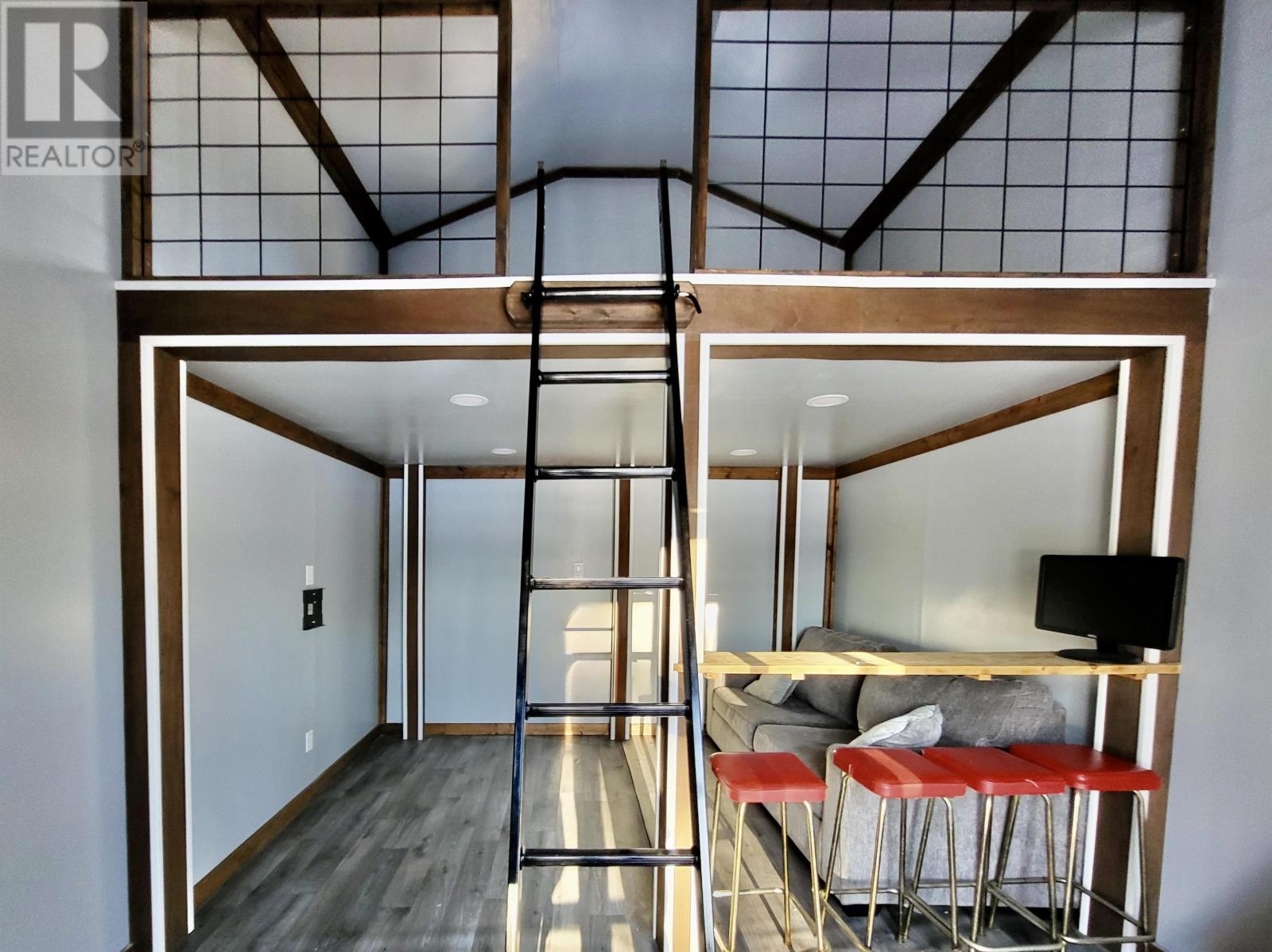 1026 Fire #211 Hwy 11, Atikokan, Ontario  P0T 1C0 - Photo 35 - TB253648