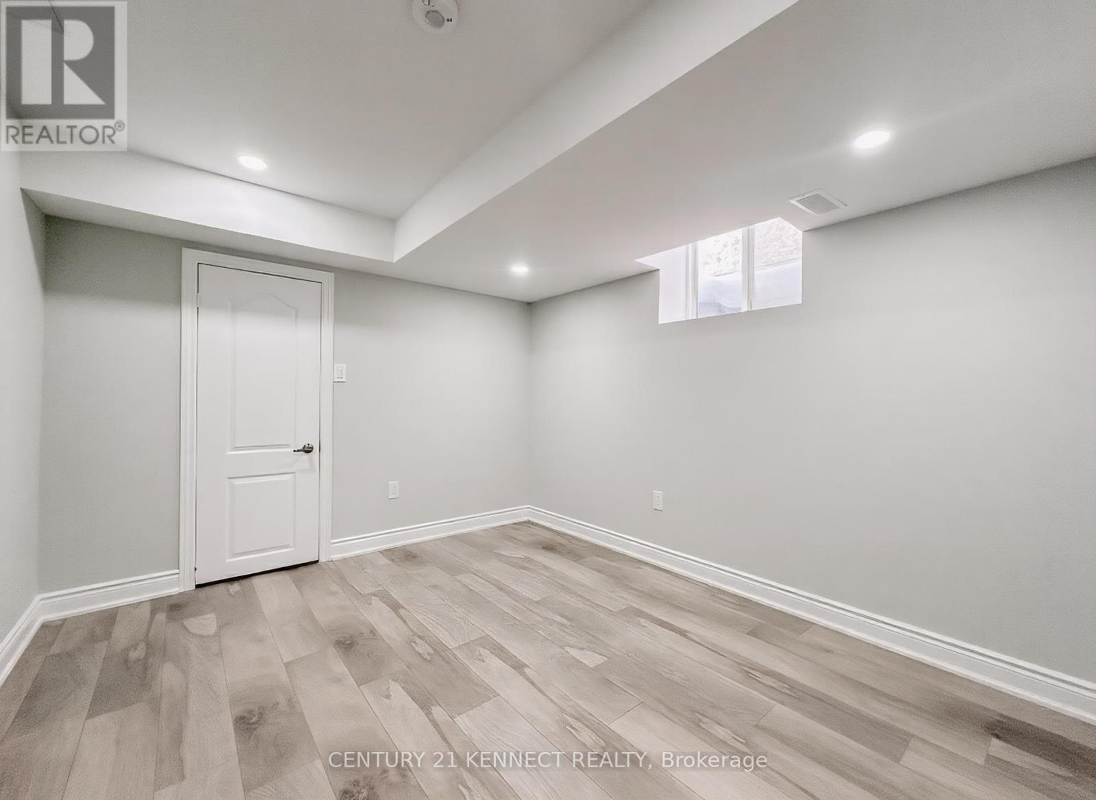 Bsmt - 23 Fieldstone Lane Avenue, Caledon, Ontario  L7C 3Y8 - Photo 10 - W12776748