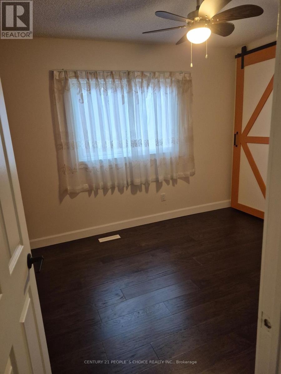 4554 Willow Creek Drive, Mississauga, Ontario  L5V 1G7 - Photo 20 - W12777174