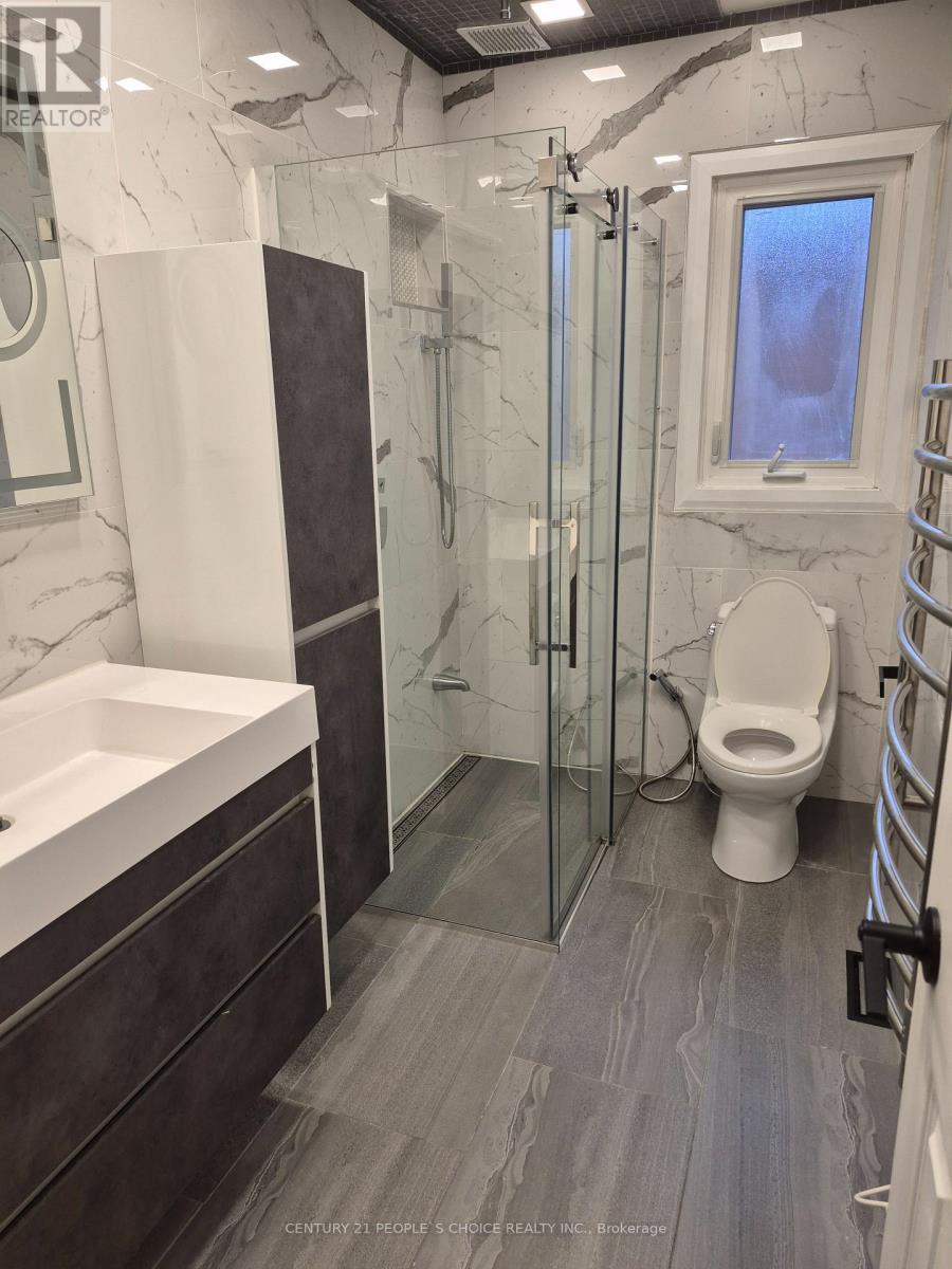 4554 Willow Creek Drive, Mississauga, Ontario  L5V 1G7 - Photo 29 - W12777174