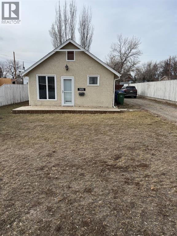 2132 20 Street, Coaldale, Alberta  t1m 1E9 - Photo 1 - A2285219
