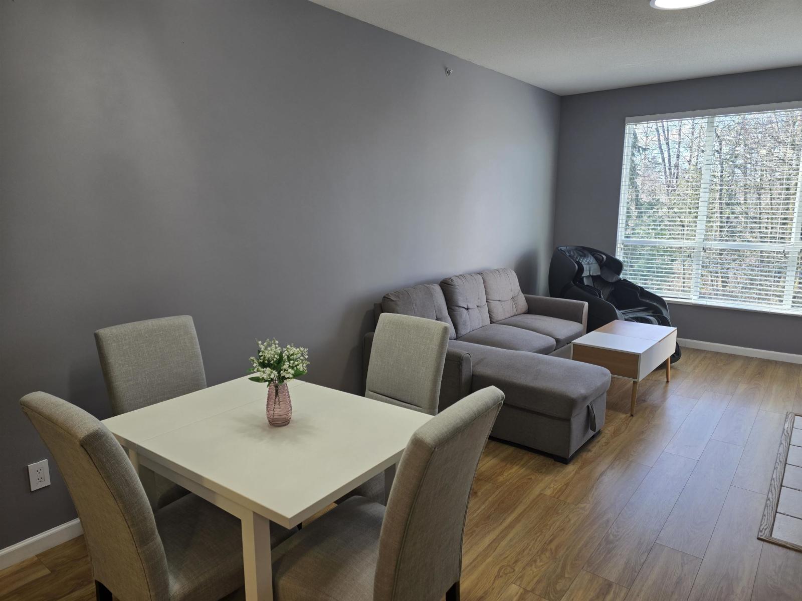 406 13860 70 Avenue, Surrey, British Columbia  V3W 0S1 - Photo 2 - R3076638