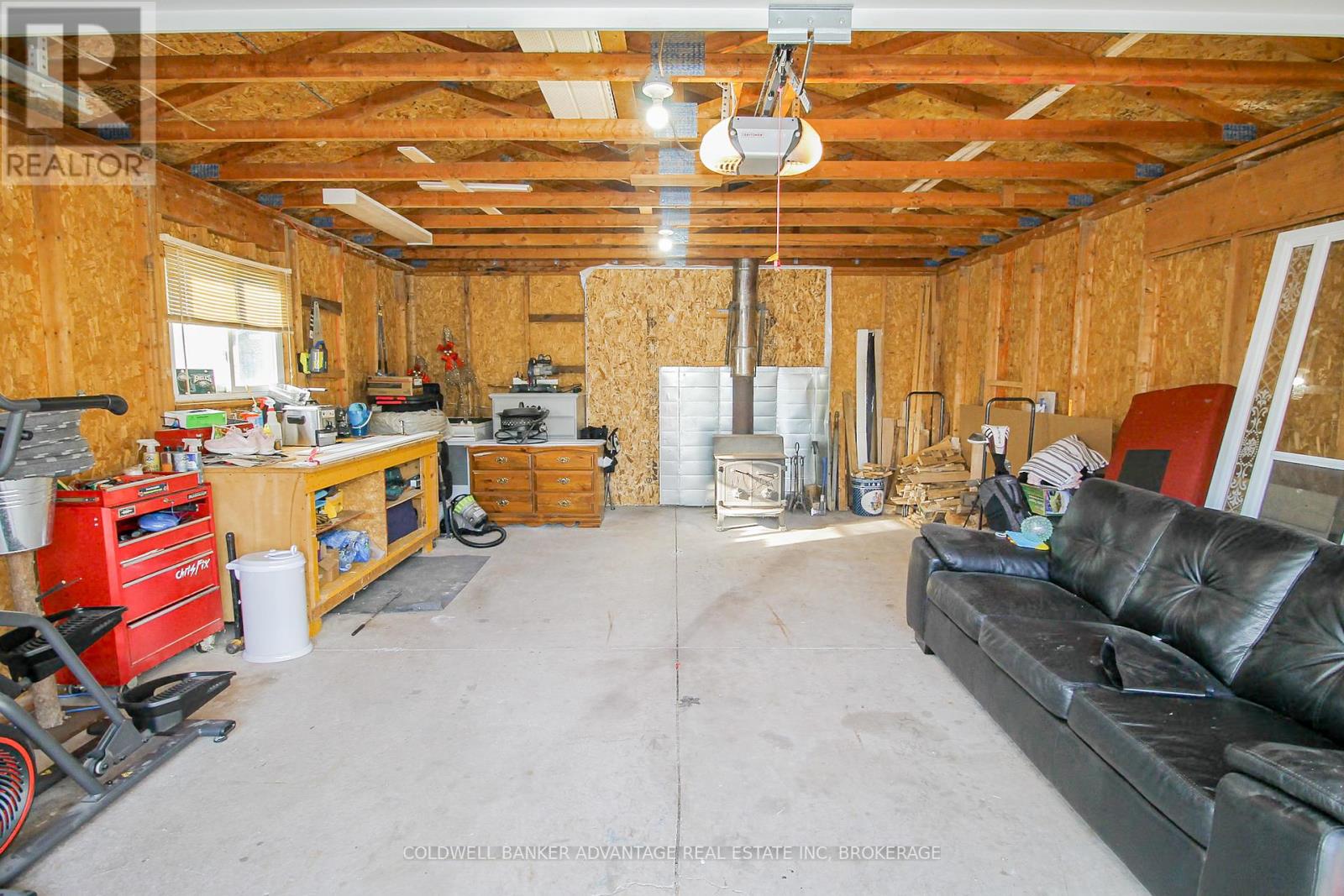 42 Newleaf Crescent, Welland, Ontario  L3C 6B4 - Photo 33 - X12777298