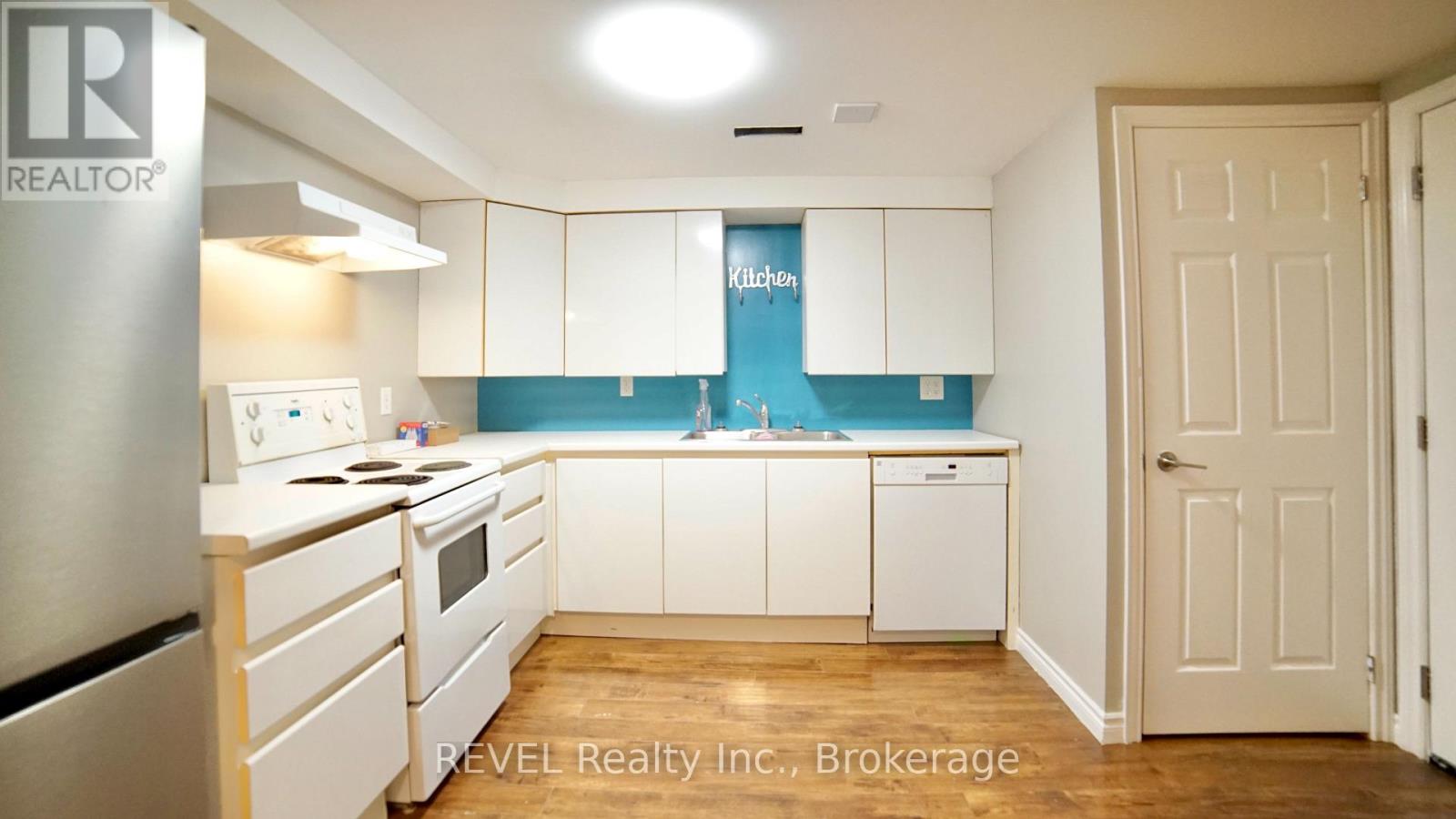 Lower - 26 Belton Boulevard, St. Catharines, Ontario  L2T 3N6 - Photo 1 - X12777328