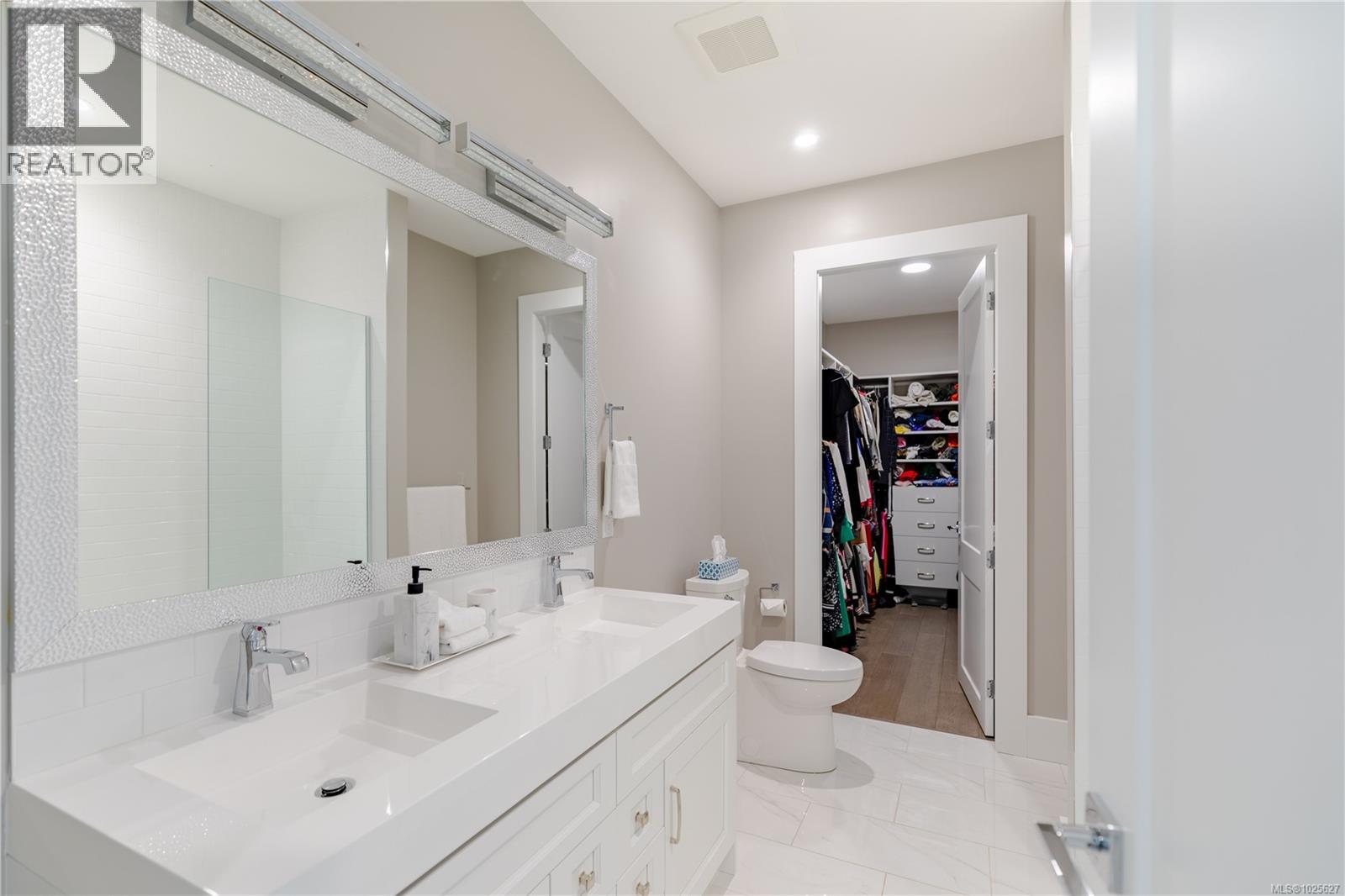 2230 Compass Pointe Pl, Langford, British Columbia  V9Z 6X4 - Photo 48 - 1025627