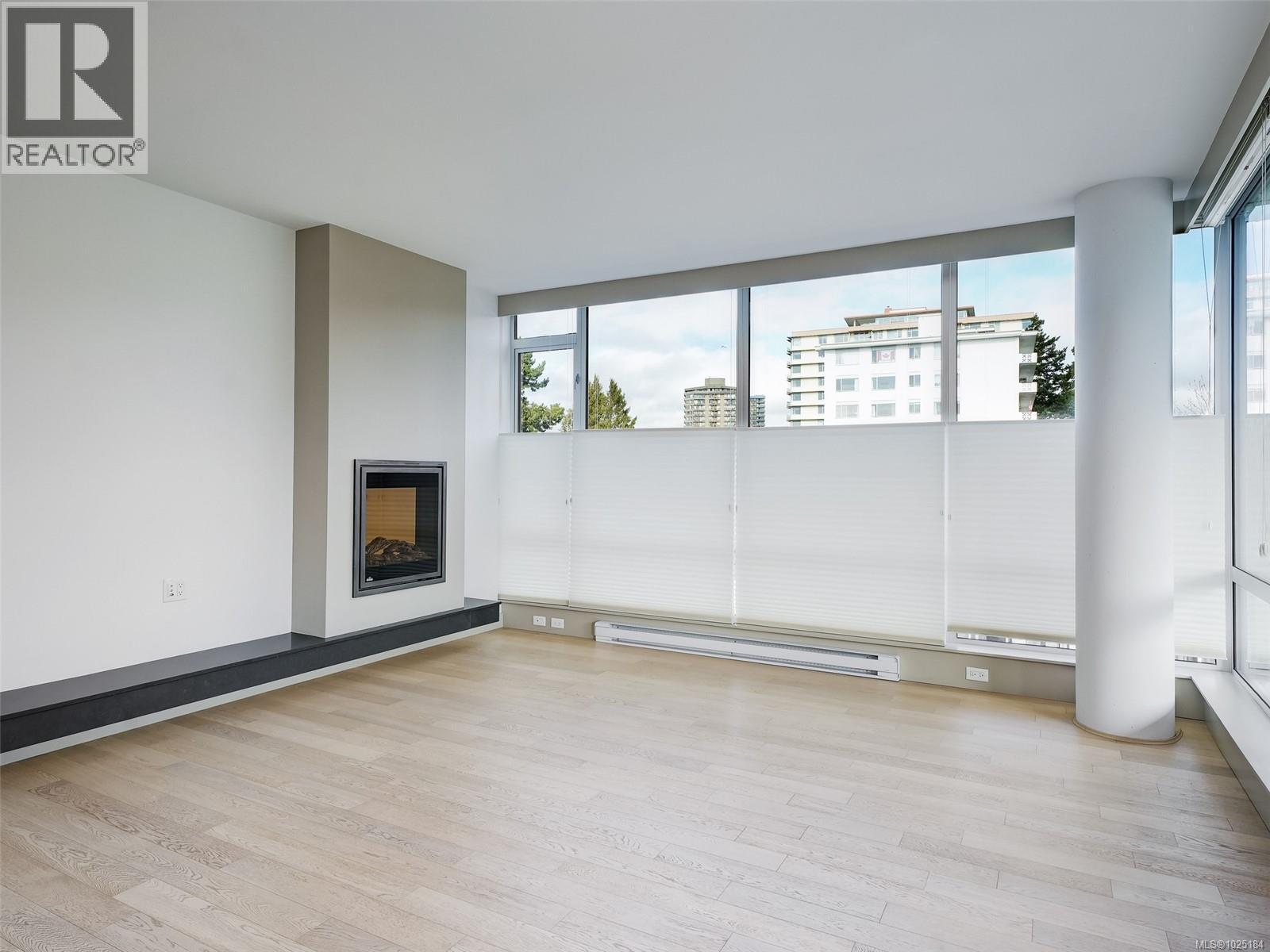 403 200 Douglas St, Victoria, British Columbia  V8V 2P2 - Photo 10 - 1025184