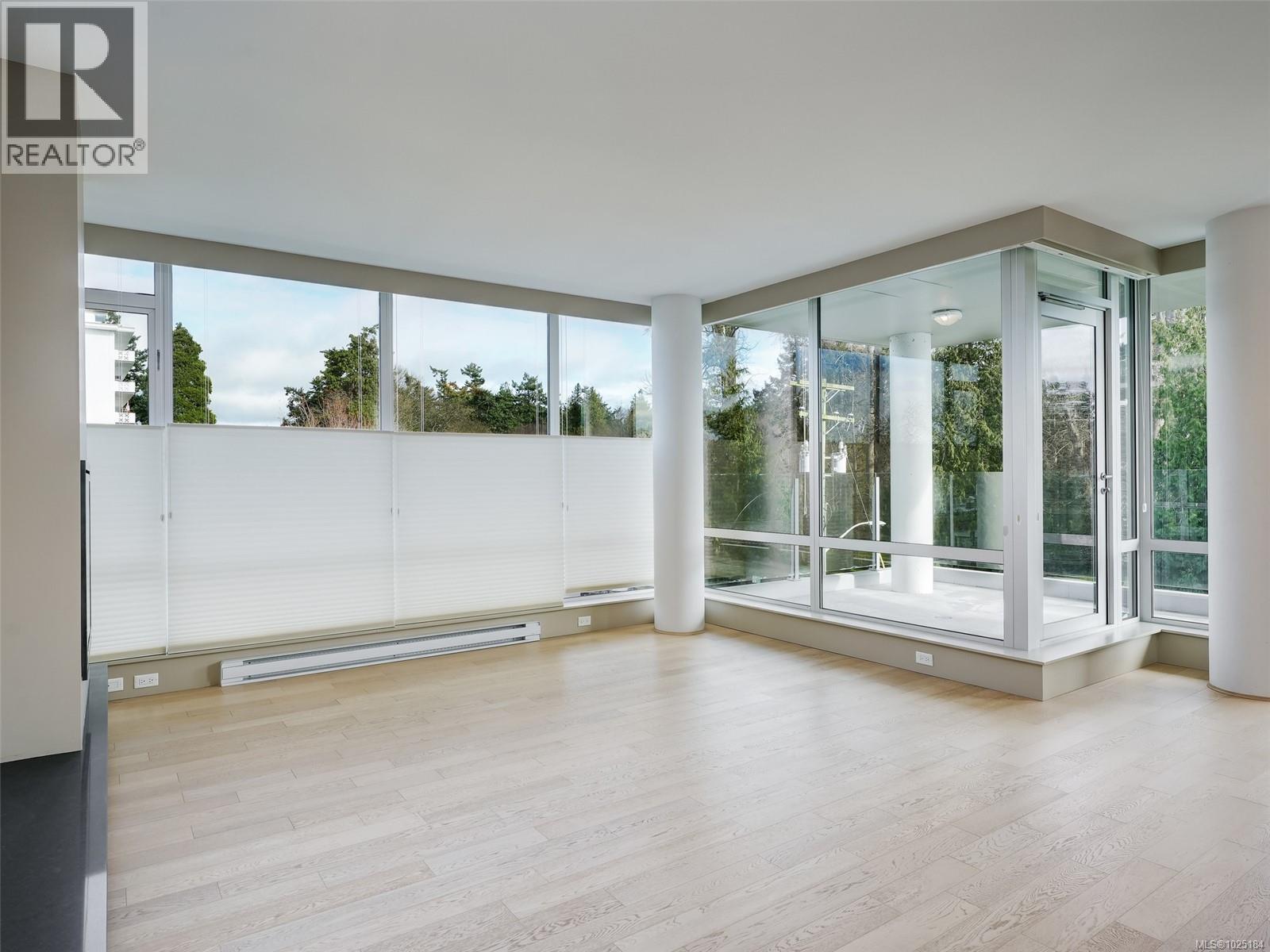 403 200 Douglas St, Victoria, British Columbia  V8V 2P2 - Photo 11 - 1025184