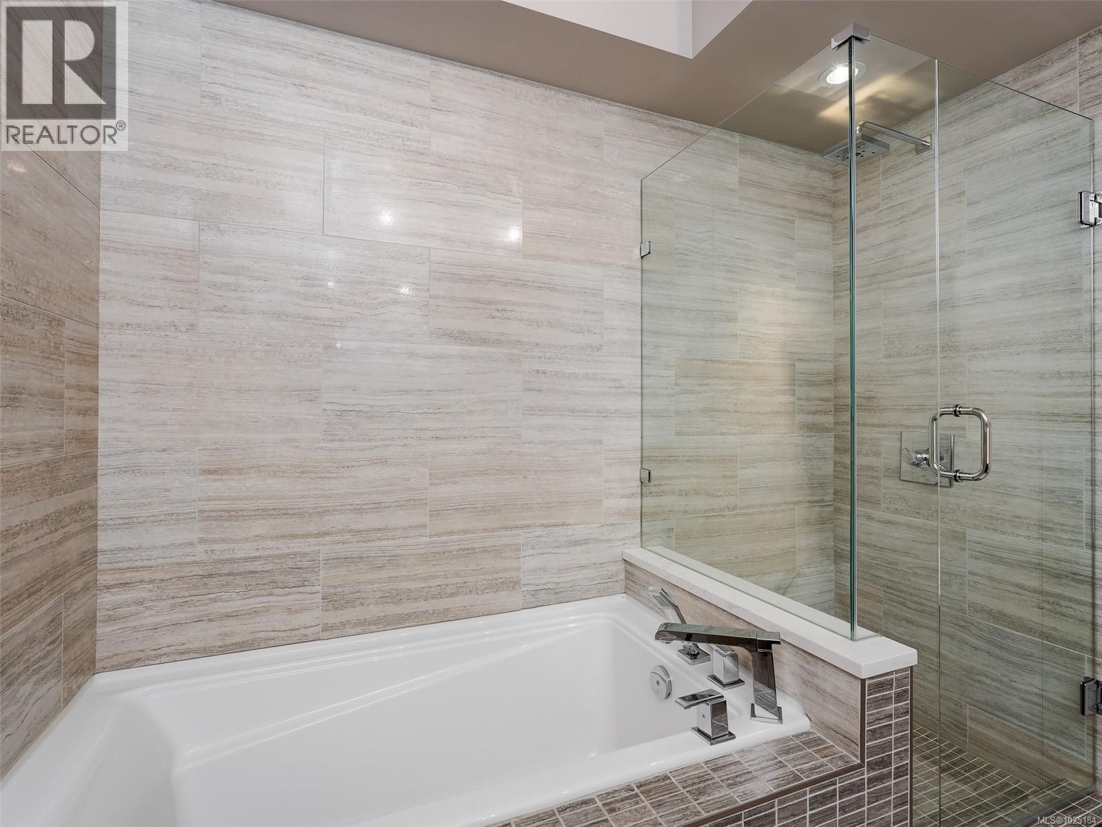 403 200 Douglas St, Victoria, British Columbia  V8V 2P2 - Photo 23 - 1025184