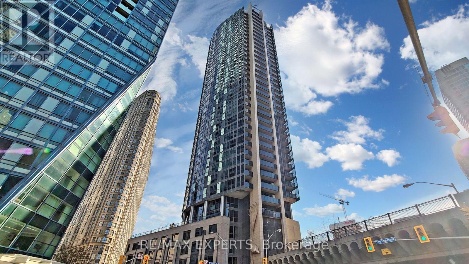 2305 - 1 The Esplanade Drive, Toronto, Ontario  M5E 0A8 - Photo 1 - C12777304