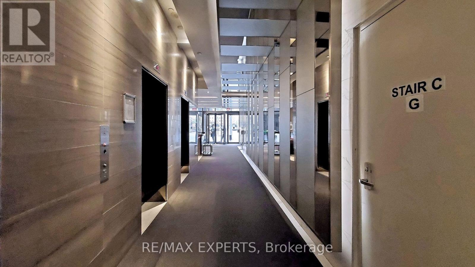 2305 - 1 The Esplanade Drive, Toronto, Ontario  M5E 0A8 - Photo 5 - C12777304