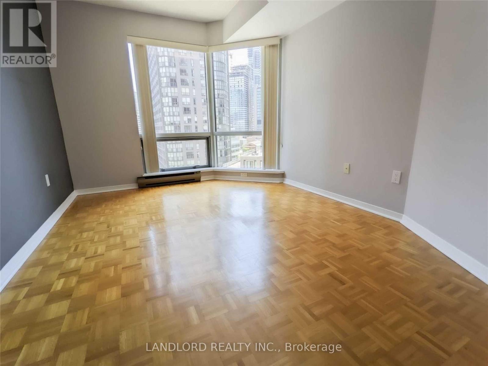 907 - 1001 Bay Street, Toronto, Ontario  M5S 3A6 - Photo 10 - C12777354