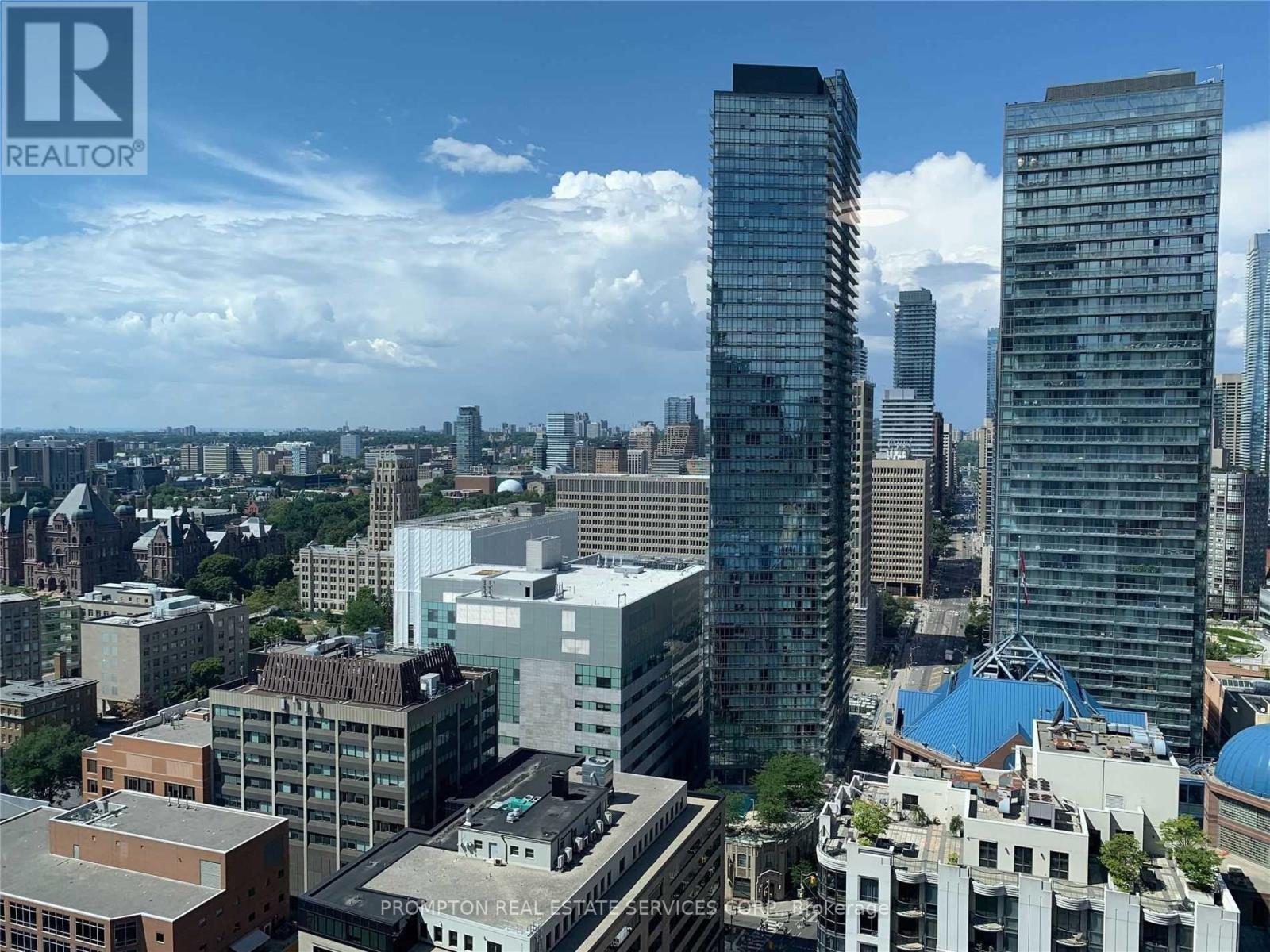 3312 - 763 BAY STREET, Toronto, Ontario