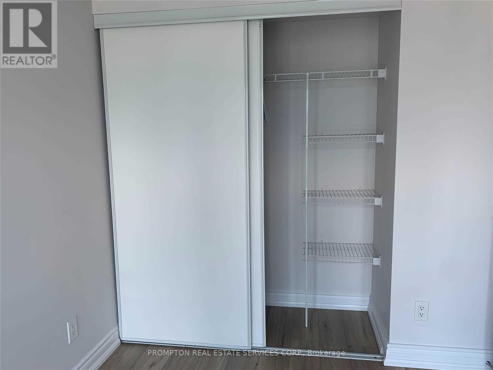 3312 - 763 Bay Street, Toronto, Ontario  M5G 2R3 - Photo 10 - C12777398