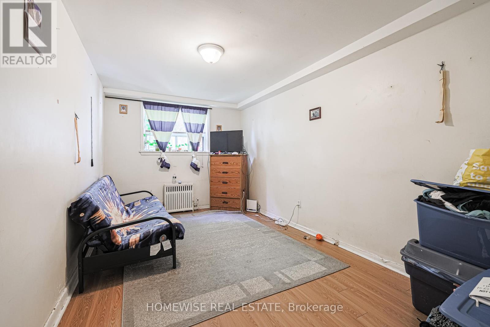 4 Lanark Avenue, Toronto, Ontario  M6C 2B3 - Photo 18 - C12777428