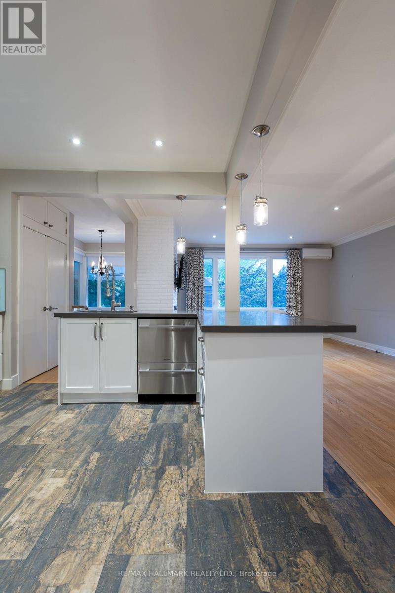 Main Fl - 96 Glen Davis Crescent, Toronto, Ontario  M4E 1X5 - Photo 11 - E12777308