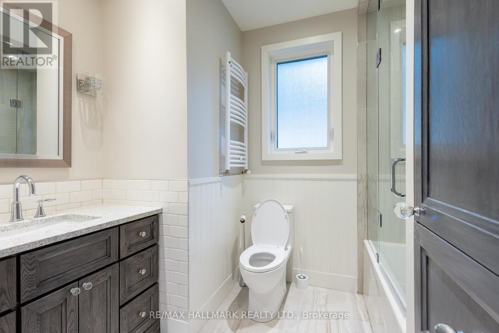 Main Fl - 96 Glen Davis Crescent, Toronto, Ontario  M4E 1X5 - Photo 23 - E12777308