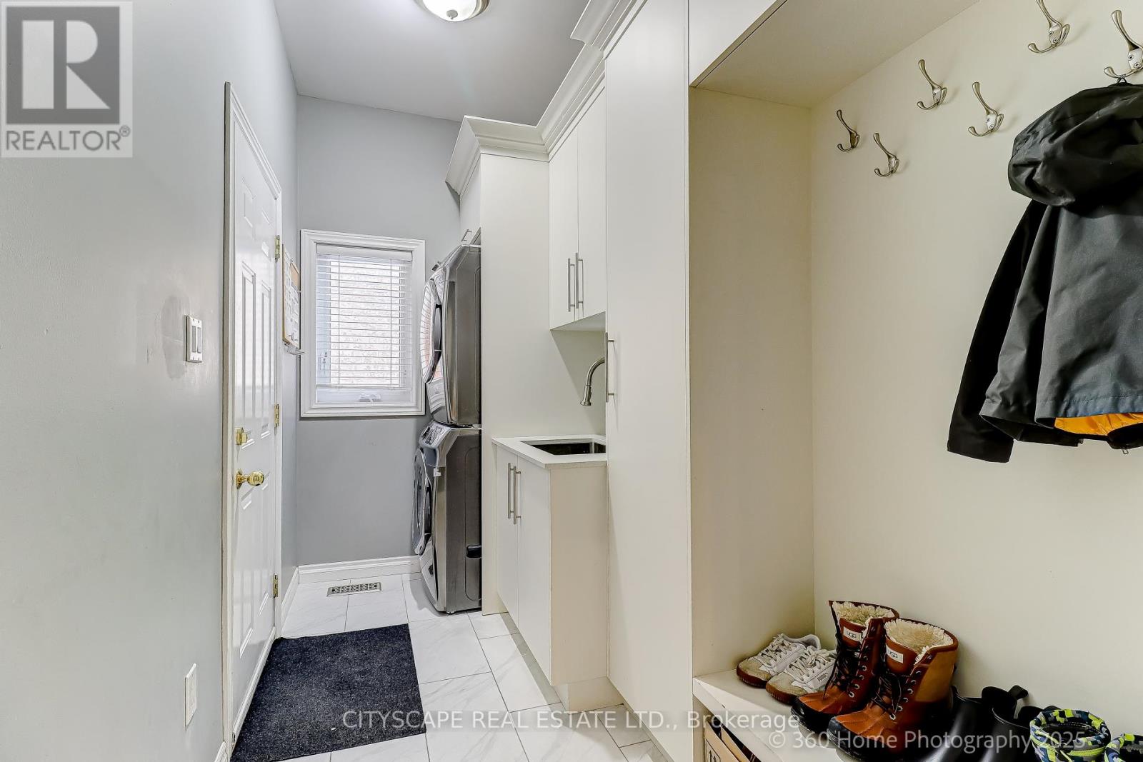 381 Summeridge Drive, Vaughan, Ontario  L4J 8T7 - Photo 32 - N12777360