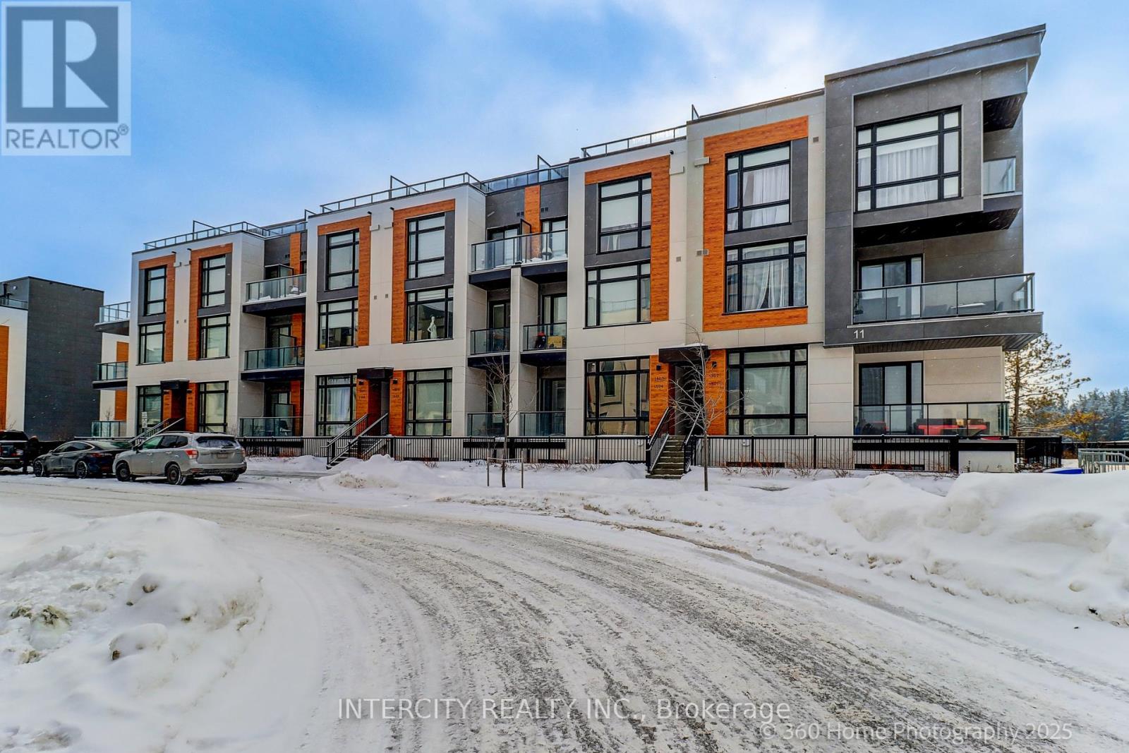 1504 - 11 David Eyer Road, Richmond Hill, Ontario  L4S 1M4 - Photo 1 - N12777446