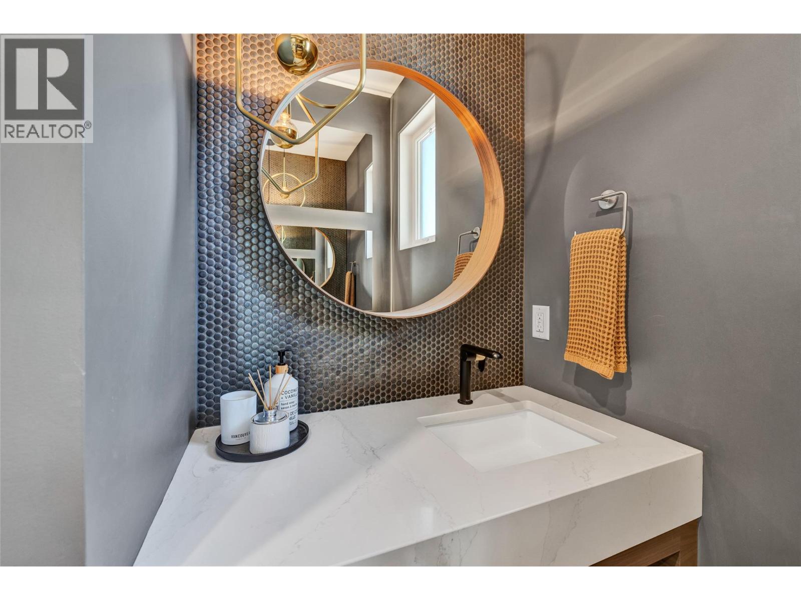 364 Christleton Avenue, Kelowna, British Columbia  V1Y 5H7 - Photo 30 - 10374456