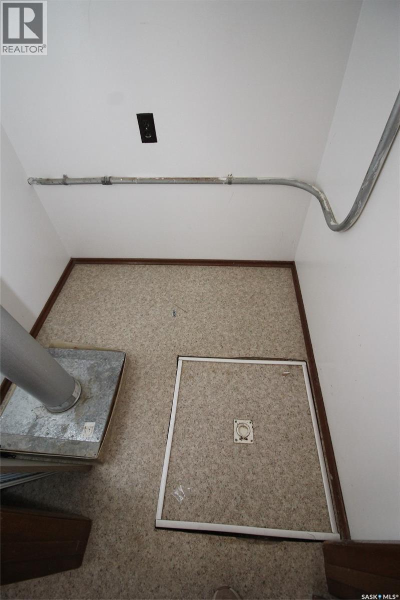101-107 2nd Avenue W, Climax, Saskatchewan  S0N 0N0 - Photo 10 - SK028290