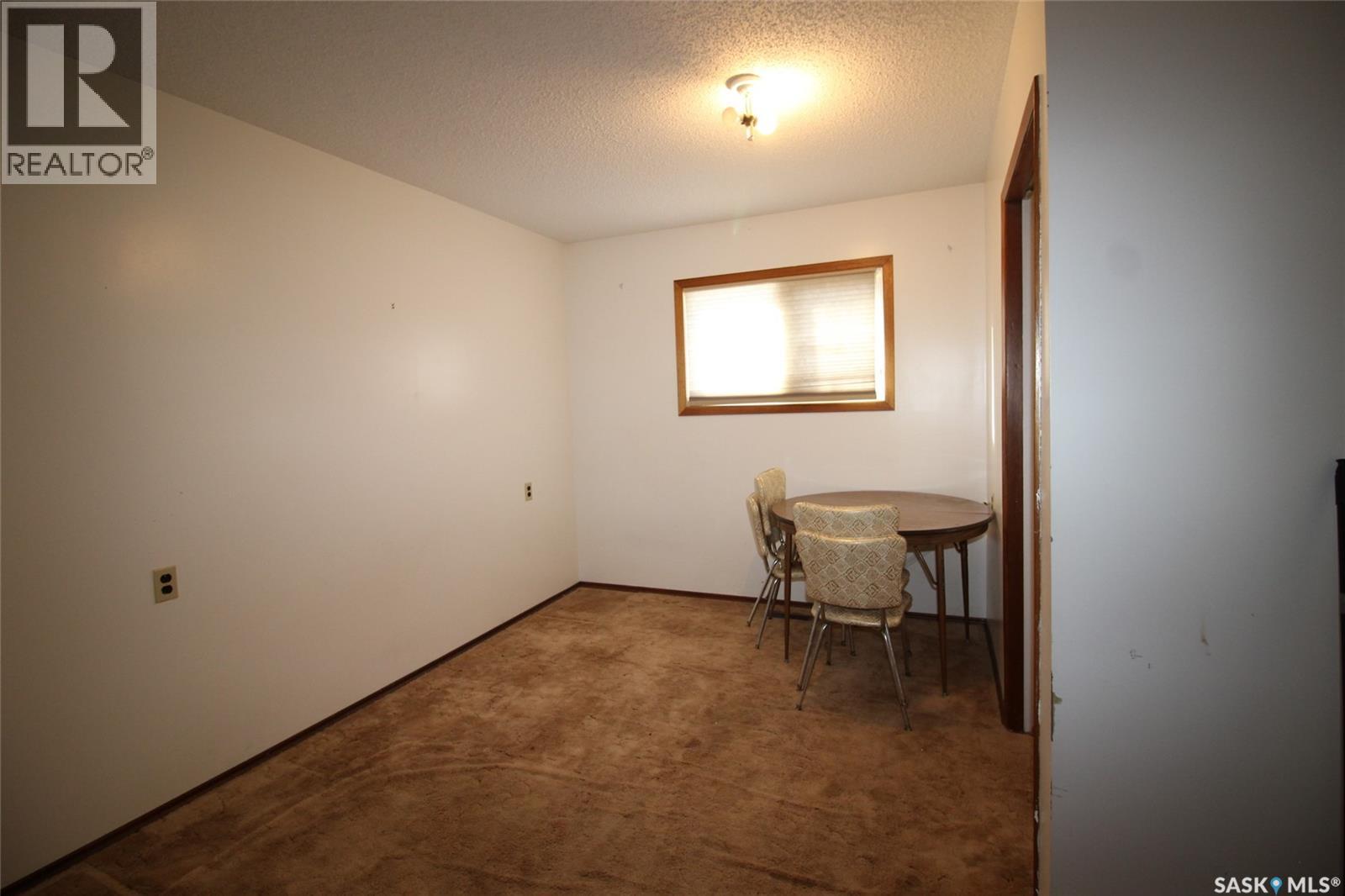 101-107 2nd Avenue W, Climax, Saskatchewan  S0N 0N0 - Photo 11 - SK028290