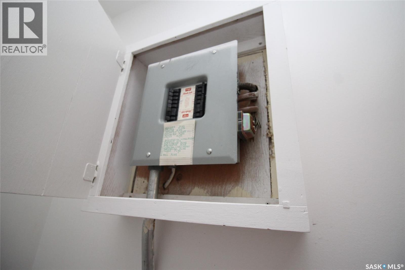 101-107 2nd Avenue W, Climax, Saskatchewan  S0N 0N0 - Photo 16 - SK028290