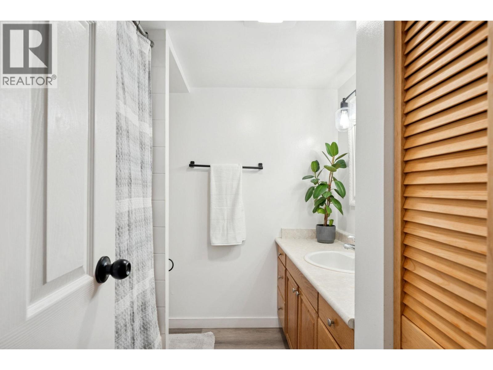 208 707 Hamilton Street, New Westminster, British Columbia  V3M 2M7 - Photo 16 - R3087900