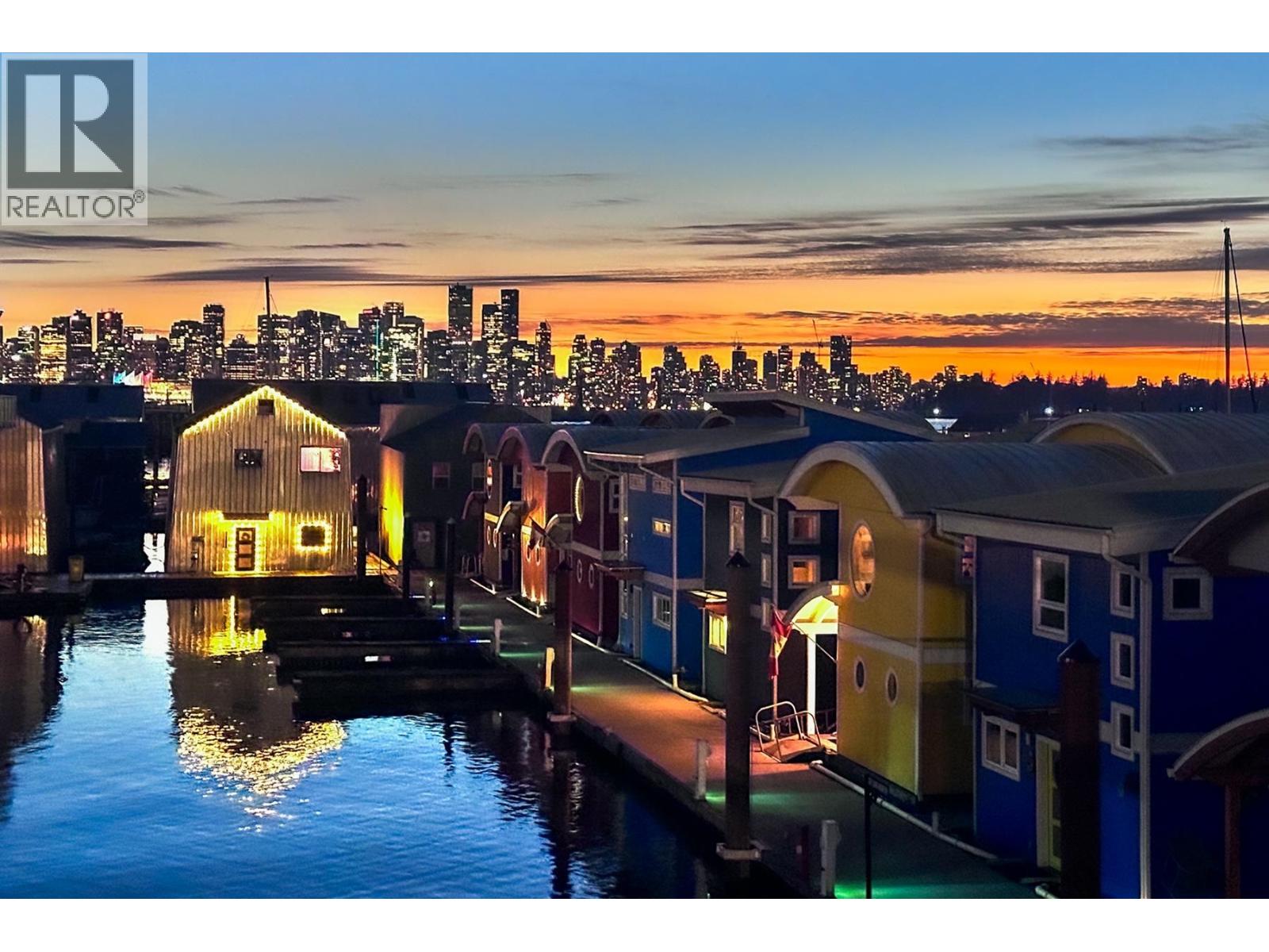 Jnw04 415 Esplanade W, North Vancouver, British Columbia  V7M 1A7 - Photo 36 - R3087799