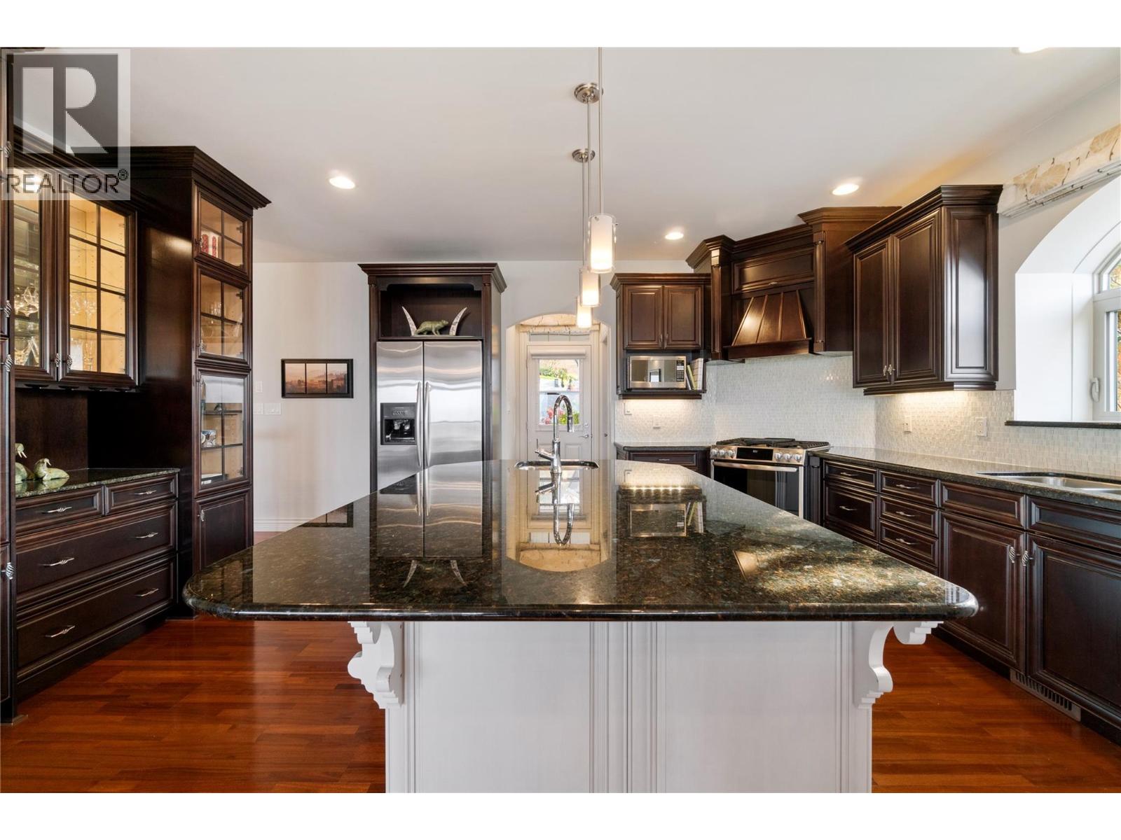 2990 20 Street Ne Unit# 33, Salmon Arm, British Columbia  V1E 3M4 - Photo 33 - 10375253