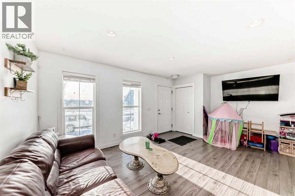 366 Auburn Bay Avenue Se, Calgary, Alberta  T3M 2C8 - Photo 9 - A2281637