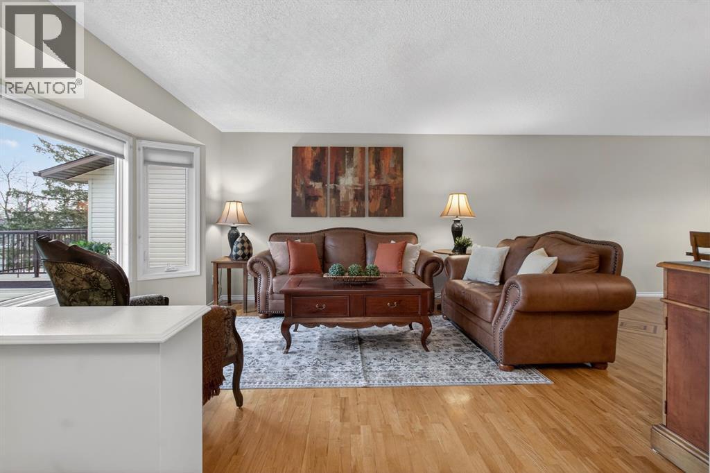 68 Bermondsey Rise Nw, Calgary, Alberta  T3K 1T9 - Photo 6 - A2283537