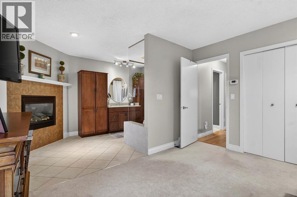 68 Bermondsey Rise Nw, Calgary, Alberta  T3K 1T9 - Photo 32 - A2283537