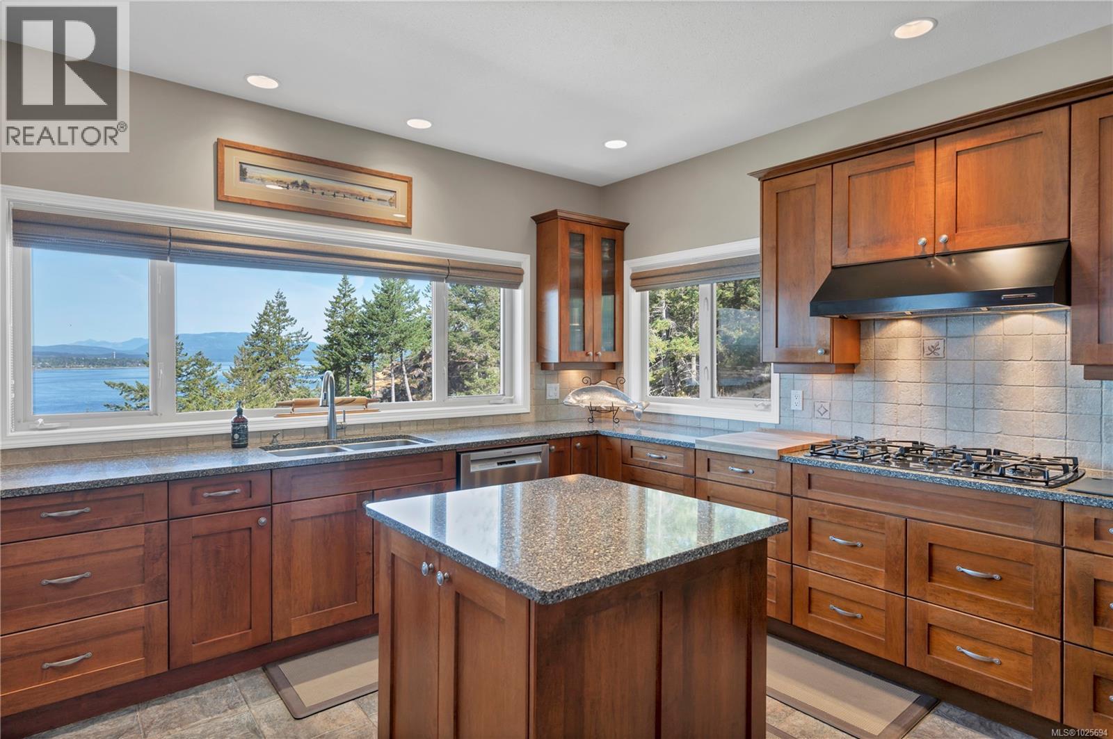 9 620 Helanton Rd, Quadra Island, British Columbia  V0P 1N0 - Photo 14 - 1025694