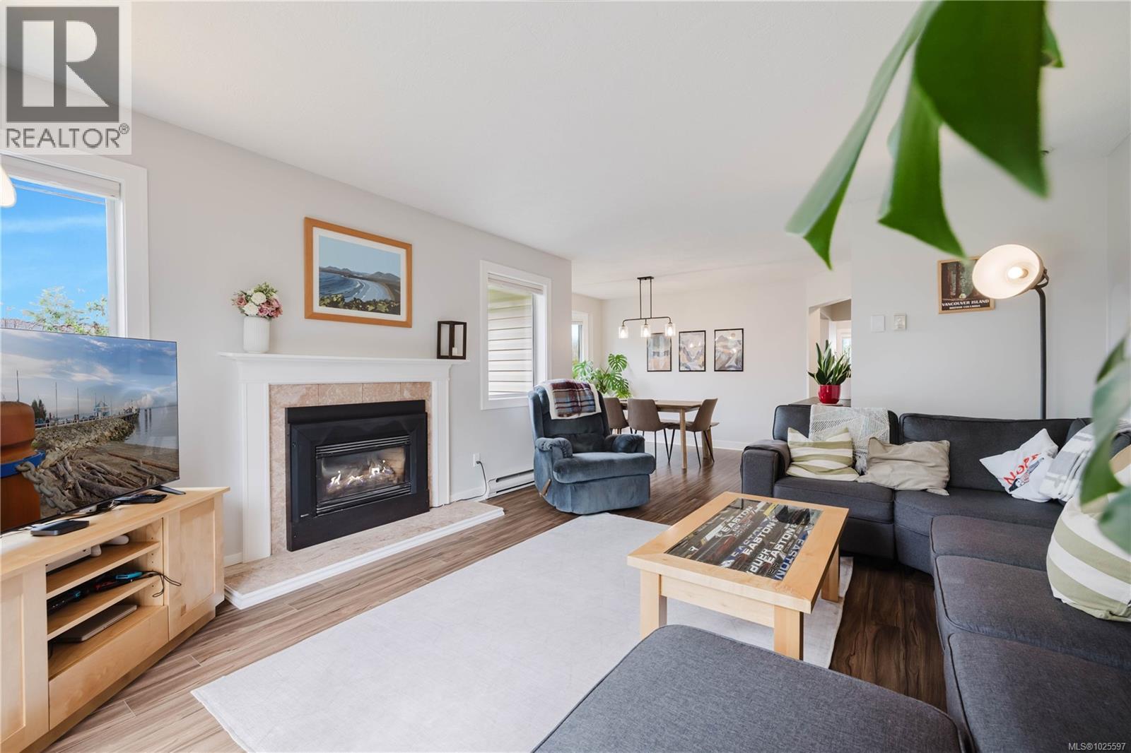 10193 Fifth St, Sidney, British Columbia  V8L 5E4 - Photo 8 - 1025597