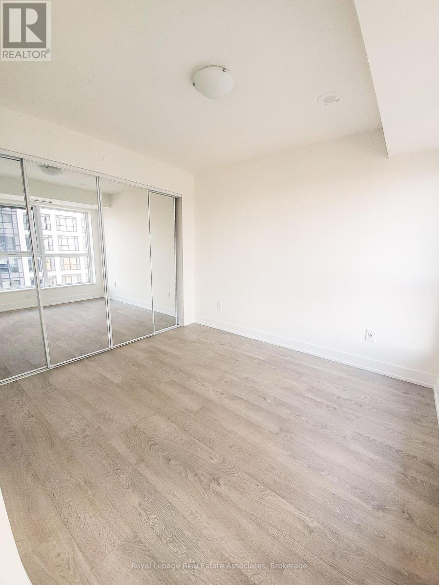 2931 - 5 Mabelle Avenue, Toronto, Ontario  M9A 0C8 - Photo 4 - W12777324