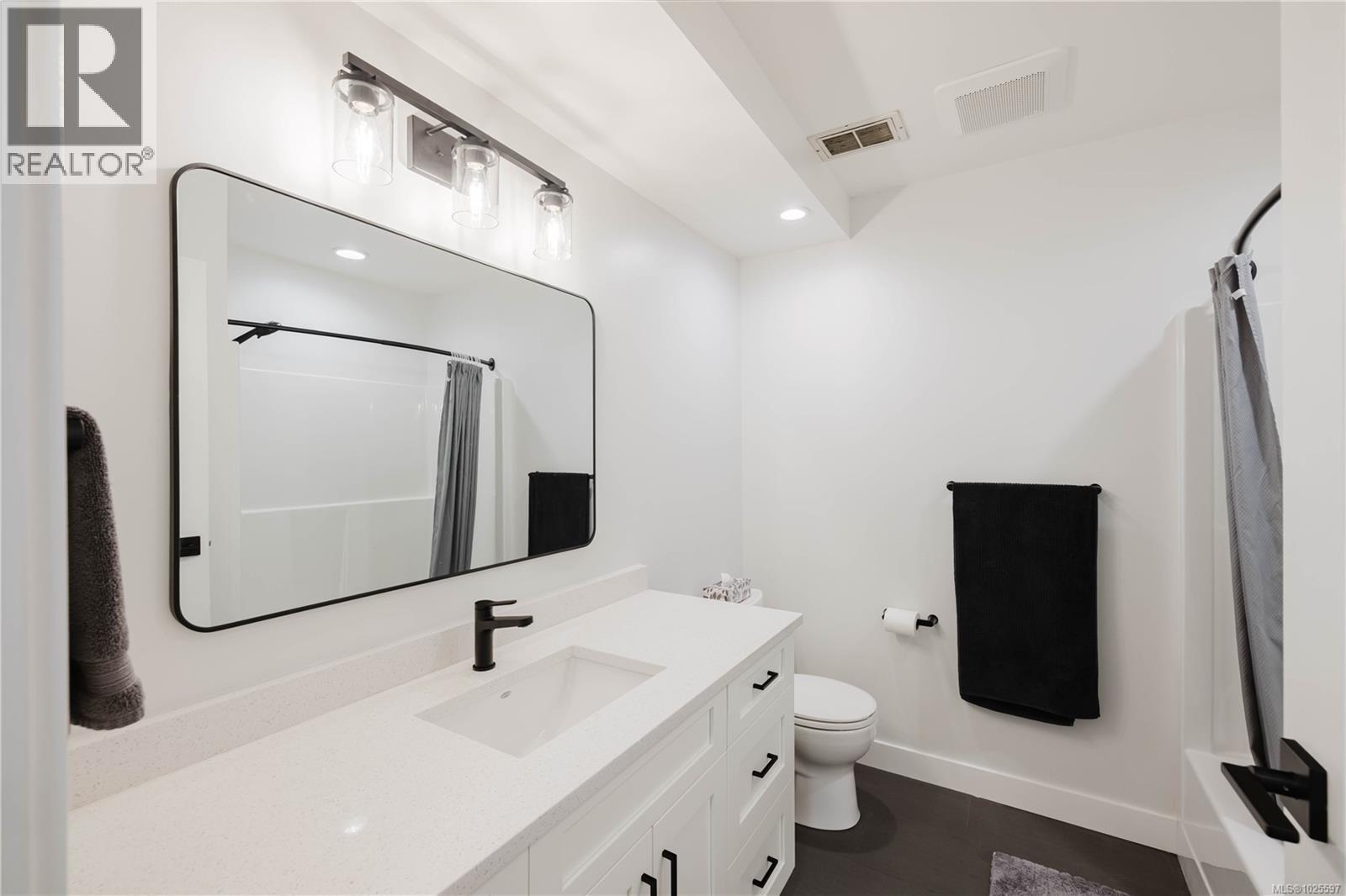 10193 Fifth St, Sidney, British Columbia  V8L 5E4 - Photo 18 - 1025597