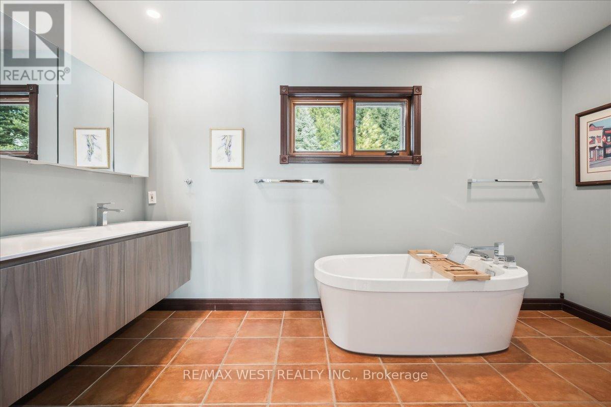 331 Mountsberg Road, Hamilton, Ontario  L0P 1B0 - Photo 10 - X12777390