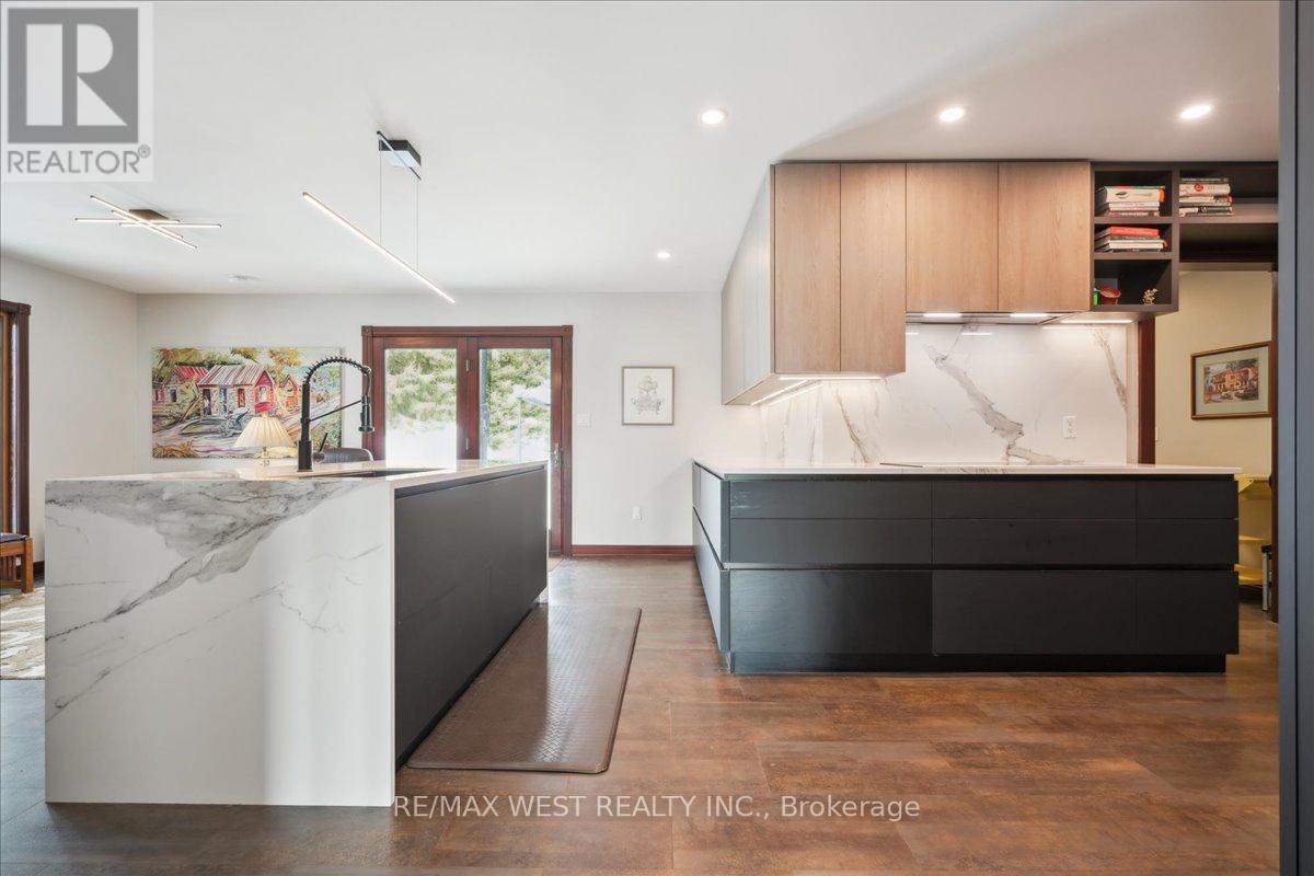 331 Mountsberg Road, Hamilton, Ontario  L0P 1B0 - Photo 3 - X12777390