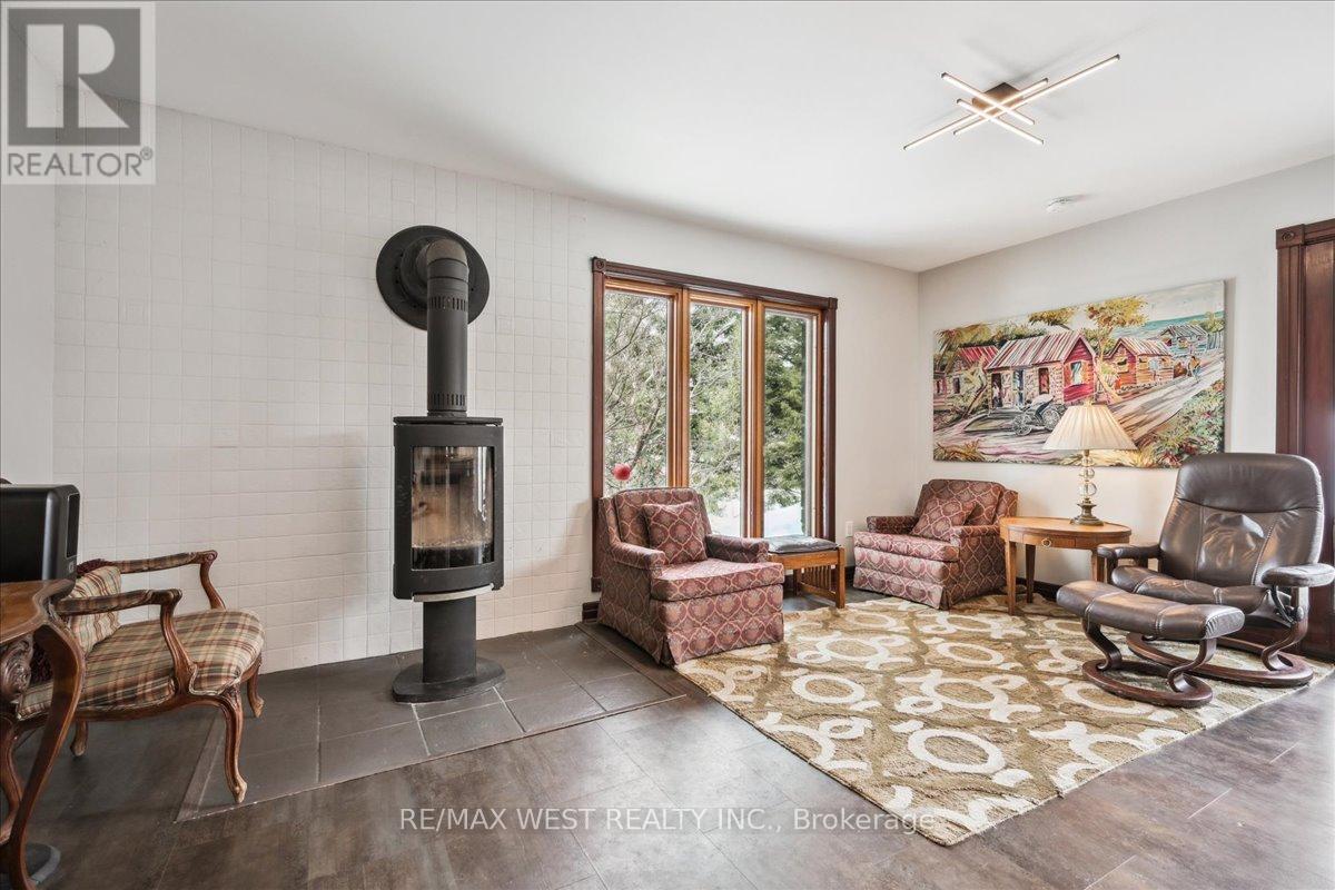 331 Mountsberg Road, Hamilton, Ontario  L0P 1B0 - Photo 8 - X12777390