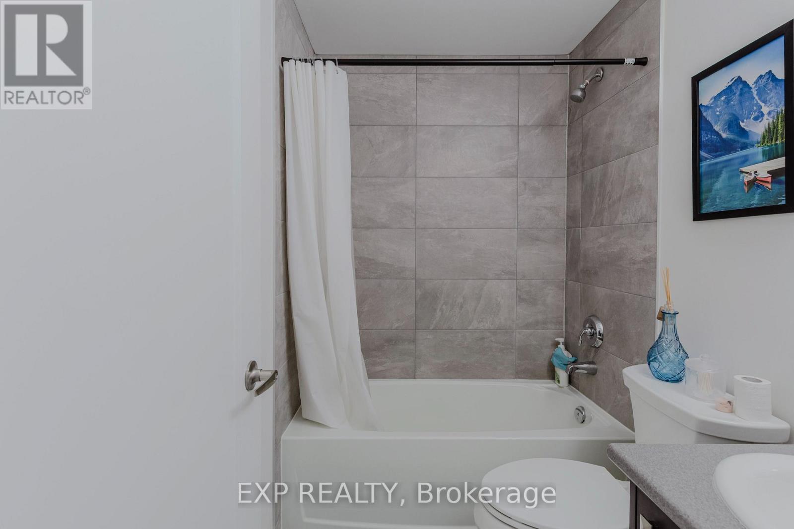 E1 - 20 Palace Street, Kitchener, Ontario  N2E 0J3 - Photo 14 - X12777434