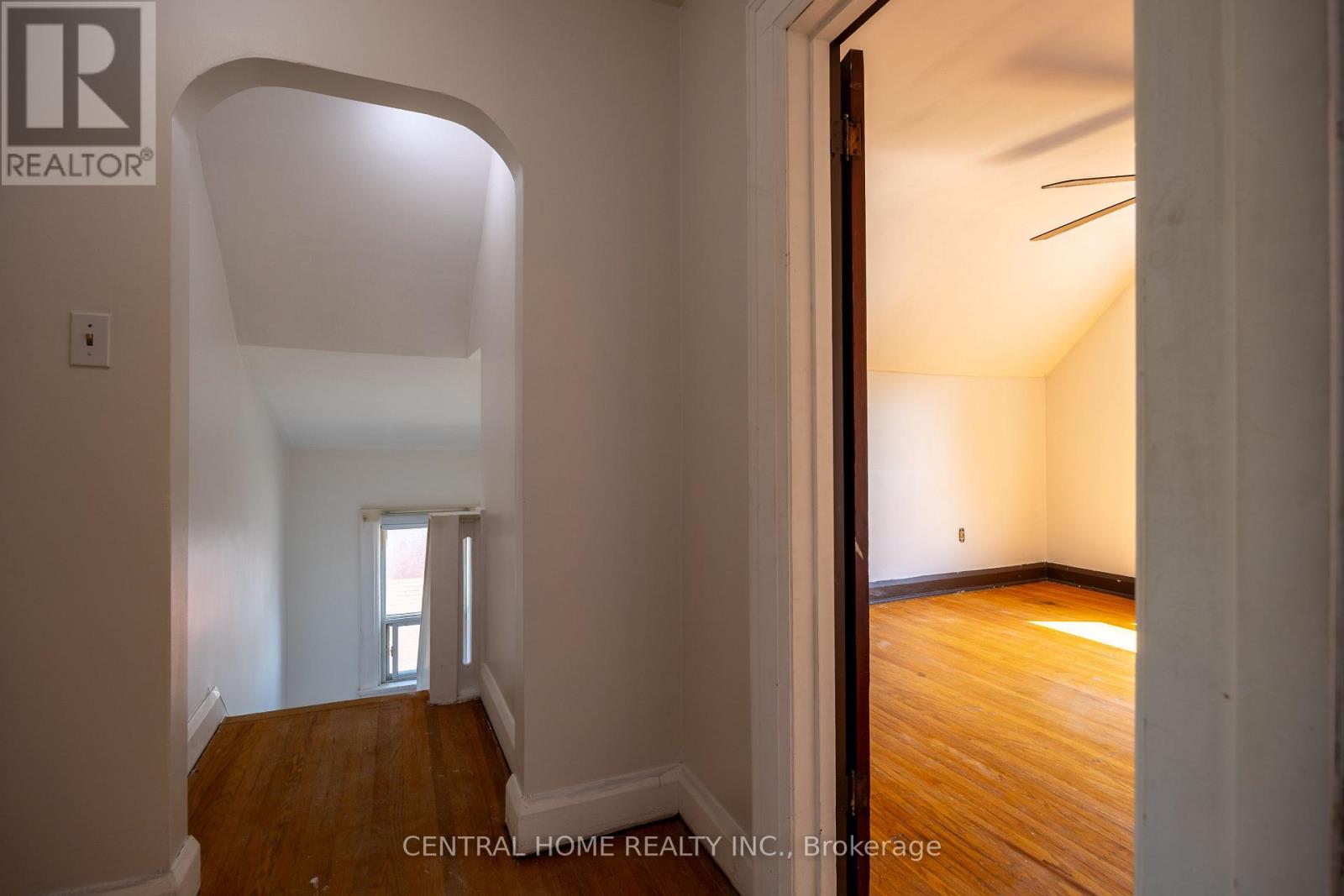 1650 King Street E, Hamilton, Ontario  L8K 1T9 - Photo 12 - X12777444