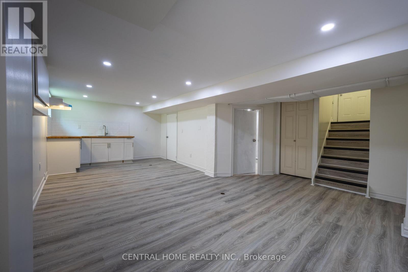 1650 King Street E, Hamilton, Ontario  L8K 1T9 - Photo 18 - X12777444