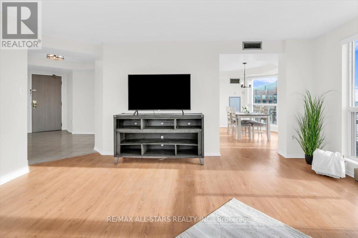 1809 - 2155 Burnhamthorpe Road W, Mississauga, Ontario  L5L 5P4 - Photo 10 - W12777454